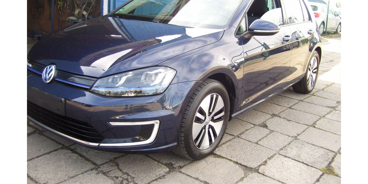 VW Golf 29.000 km 8.925 &euro; Berlin 12277