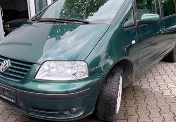 VW Sharan 140.629 km 5.950 &euro; Berlin 12349