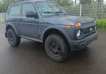 Lada Niva 56.093 km 14.500 &euro; Großbeeren 14979