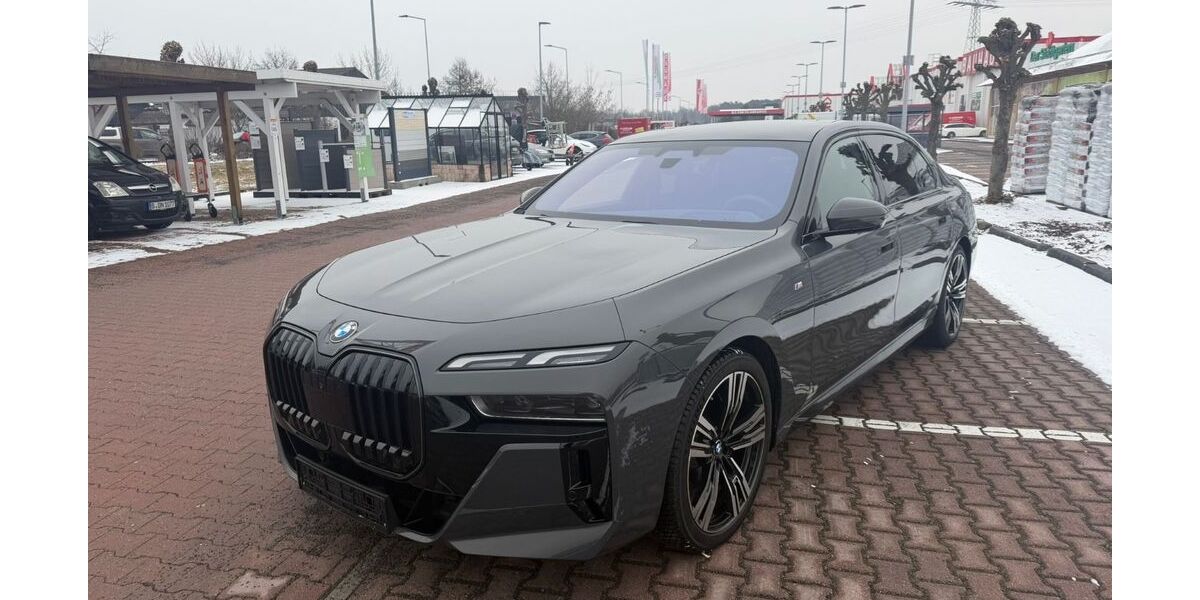 BMW 740 9.400 km 87.850 &euro; Mahlow 15831