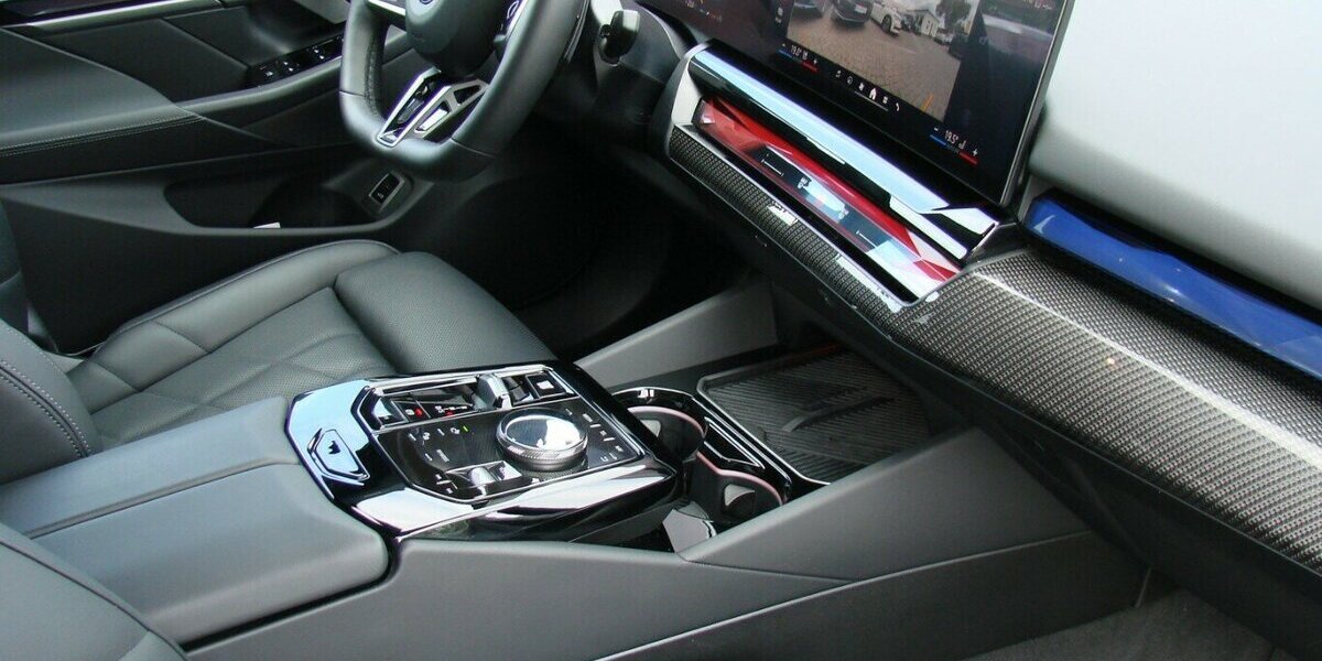 BMW 520 M-Sport Shadow Line ACC H&K SHZ AHK 360º 22.012 km 44.980 &euro; Falkensee 14612