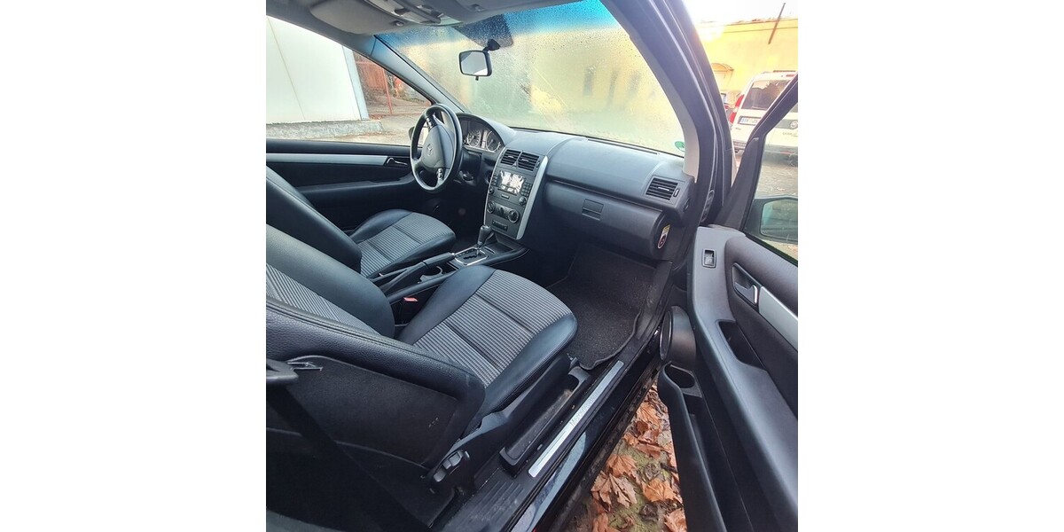 Mercedes-Benz A 170 242.003 km 1.200 &euro; Blankenfelde-Mahlow 15827