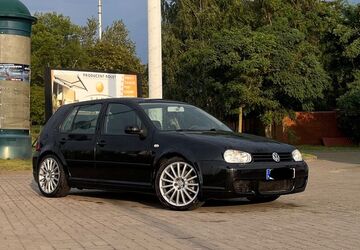 VW Golf 292.000 km 7.700 &euro; Berlin 13125