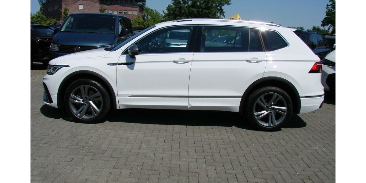 VW Tiguan Allspace 2.0TDi R-Line 4Motion ACC LED 13.839 km 38.980 &euro; Falkensee 14612