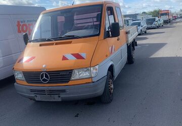 Mercedes-Benz Sprinter 202.000 km 3.399 &euro; berlin 13089