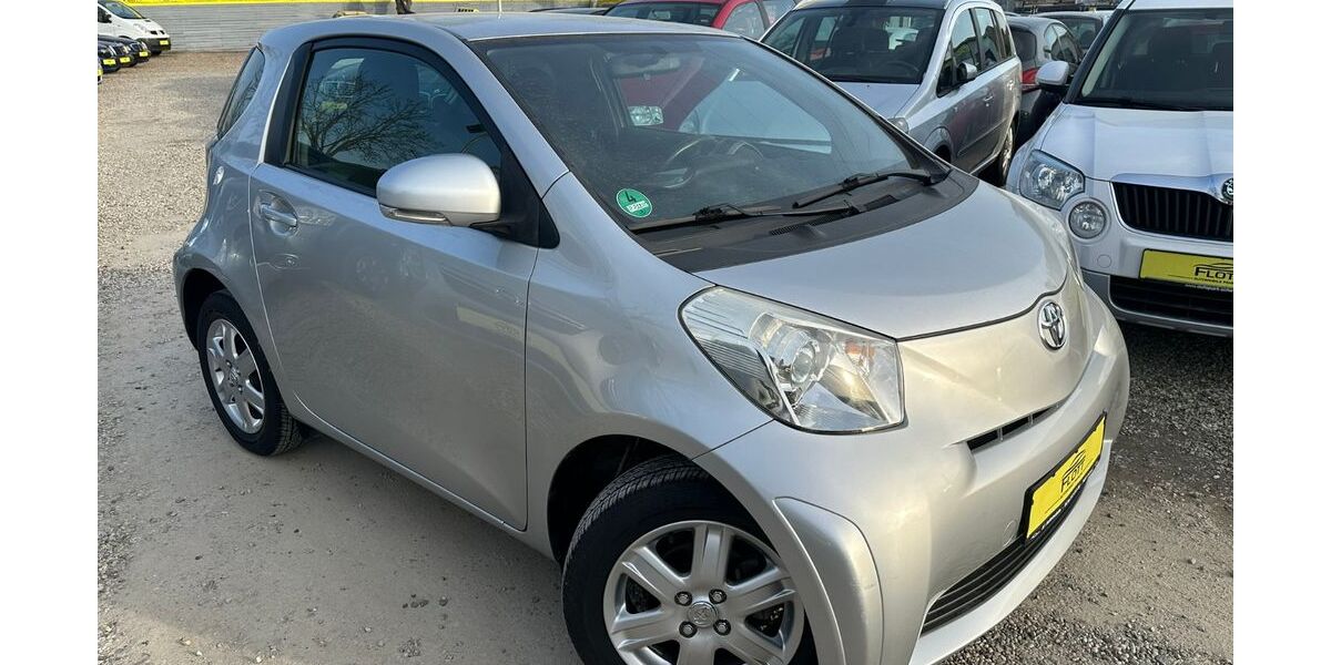 Toyota IQ 30.258 km 9.990 &euro; Berlin 13089