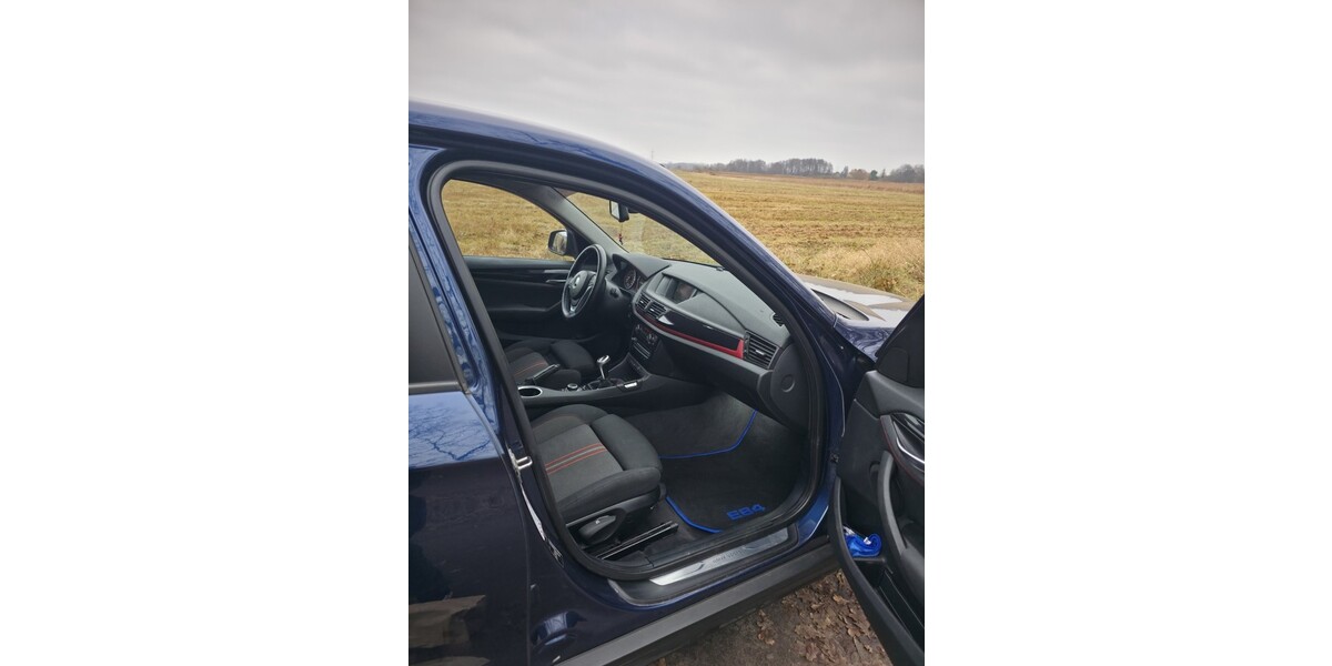 BMW X1 242.481 km 9.999 &euro; Berlin 10178