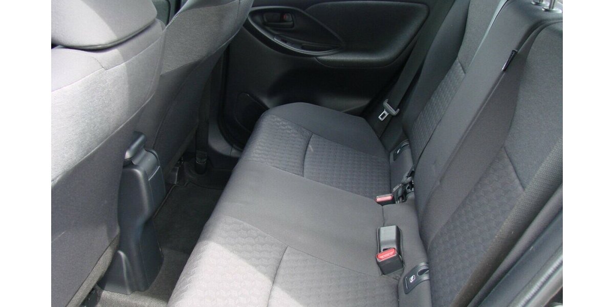 Toyota Yaris 1.5 Hybrid Team Deutschland LED ACC Kamera 19.989 km 19.980 &euro; Falkensee 14612