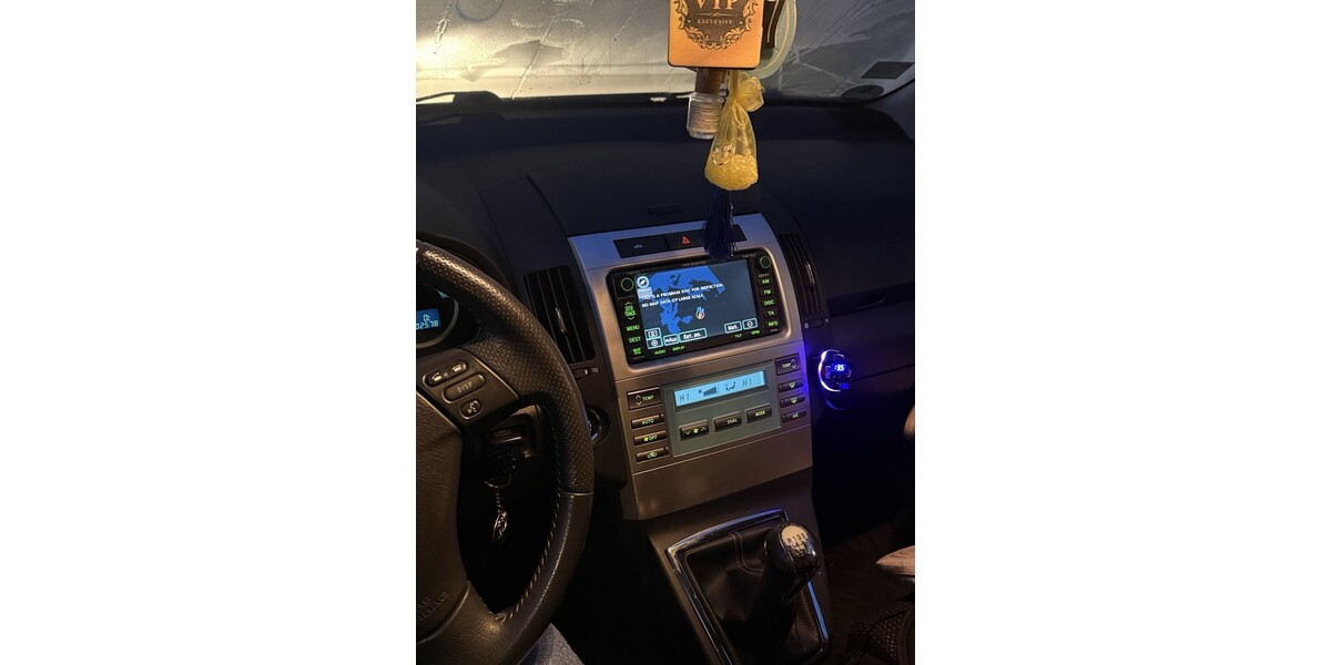 Toyota Verso 200.000 km 3.499 &euro; Berlin 10178