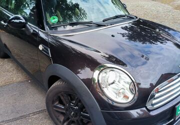 Mini Cooper D 88.000 km 8.900 &euro; Berlin - Schöneberg 10781