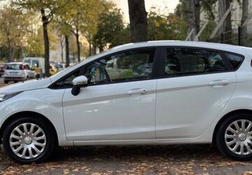 Ford Fiesta 131.000 km 5.400 &euro; Berlin 10317