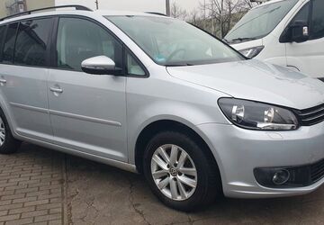 VW Touran 163.232 km 6.490 &euro; Berlin 12681