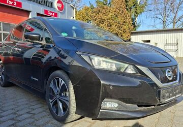 Nissan Leaf 73.252 km 11.999 &euro; Berlin 13127
