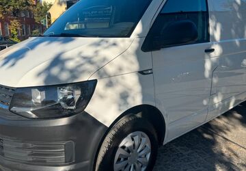 VW T6 Transporter 228.712 km 10.390 &euro; Berlin - Tempelhof 12107