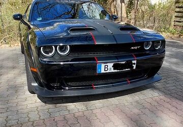 Dodge Challenger 35.200 km 39.999 &euro; Berlin 12167