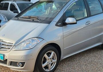 Mercedes-Benz A 180 40.000 km 11.999 &euro; Berlin 13589
