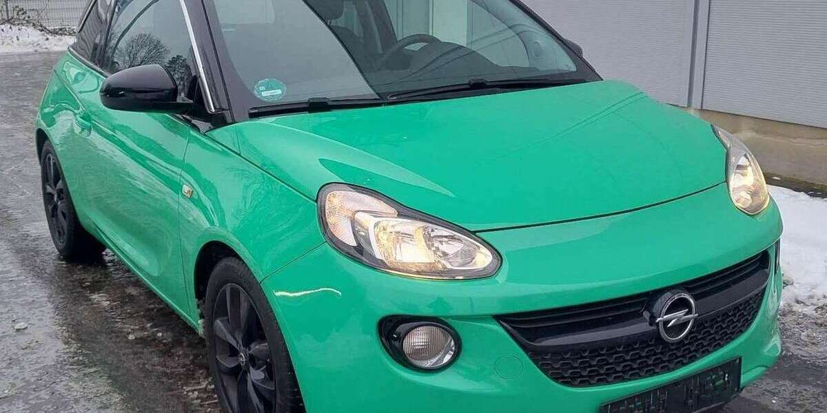 Opel Adam 101.228 km 7.990 &euro; Berlin 12347