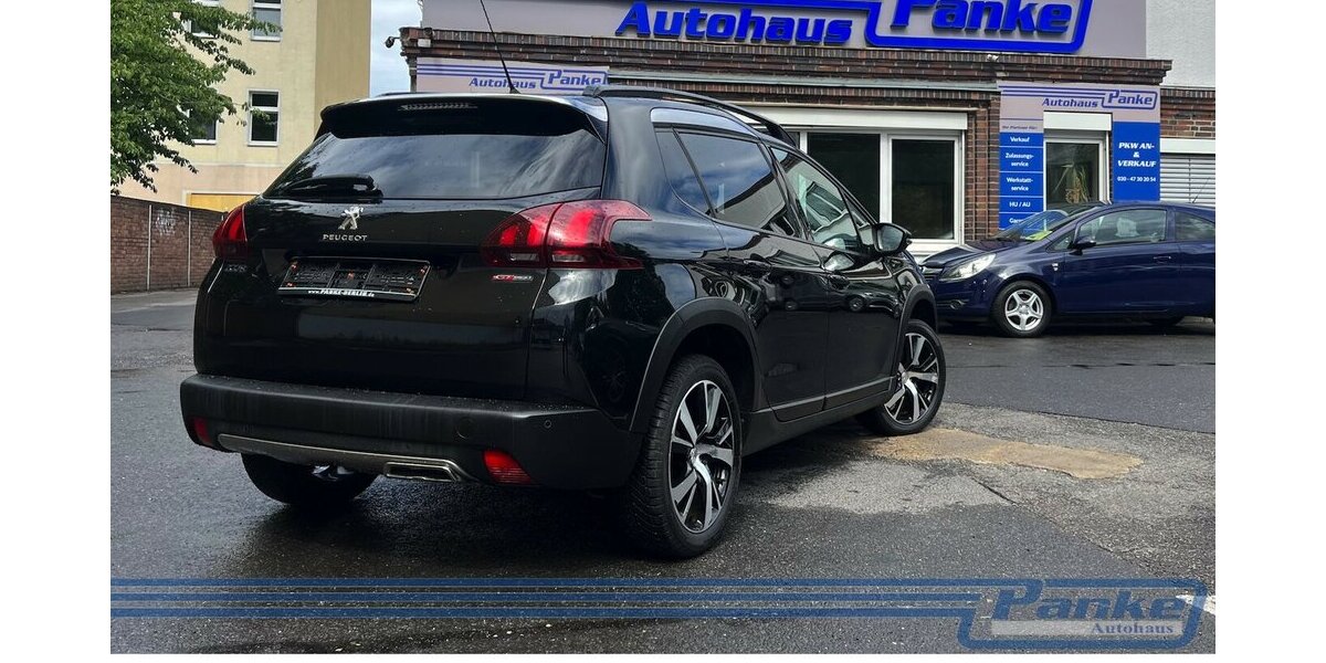 Peugeot 2008 1.2 PT 130 Allure*Pano*Navi*Leder*1-Hand* 79.035 km 12.490 &euro; Berlin 13187