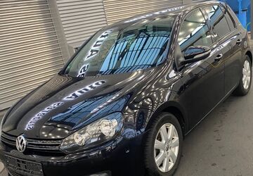 VW Golf 36.300 km 10.899 &euro; Berlin 12249
