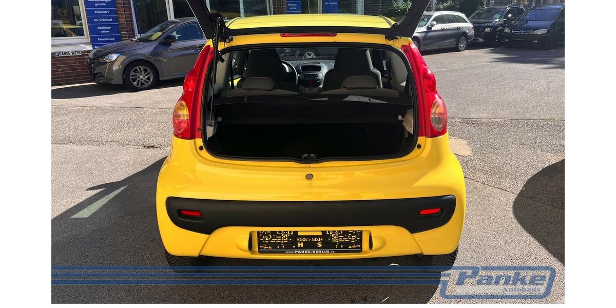 Peugeot 107 Petit Filou 3trg.*Radio/CD*AUX*LM*AllSeason* 180.827 km 1.490 &euro; Berlin 13187