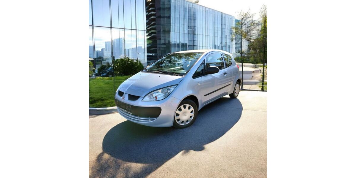 Mitsubishi Colt 124.000 km 2.499 &euro; Potsdam 14482