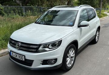 VW Tiguan 75.000 km 13.800 &euro; Berlin 12305