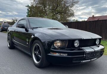 Ford Mustang 105.000 km 12.900 &euro; DAHLEWITZ 15827