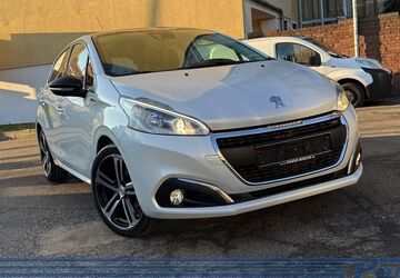 Peugeot 208 156.392 km 7.850 &euro; Berlin - Pankow 13187