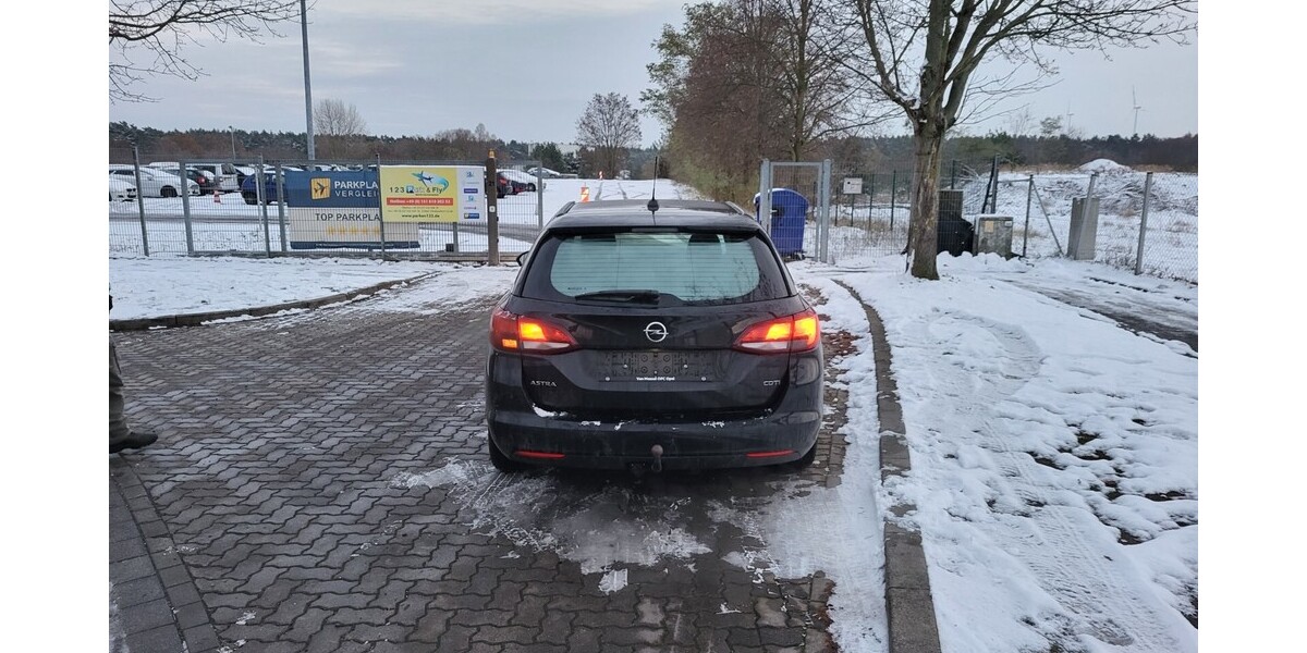 Opel Astra Sports Tourer 117.825 km 9.500 &euro; Mittenwalde 15749