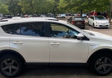 Toyota RAV 4 116.000 km 18.800 &euro; Berlin 10245