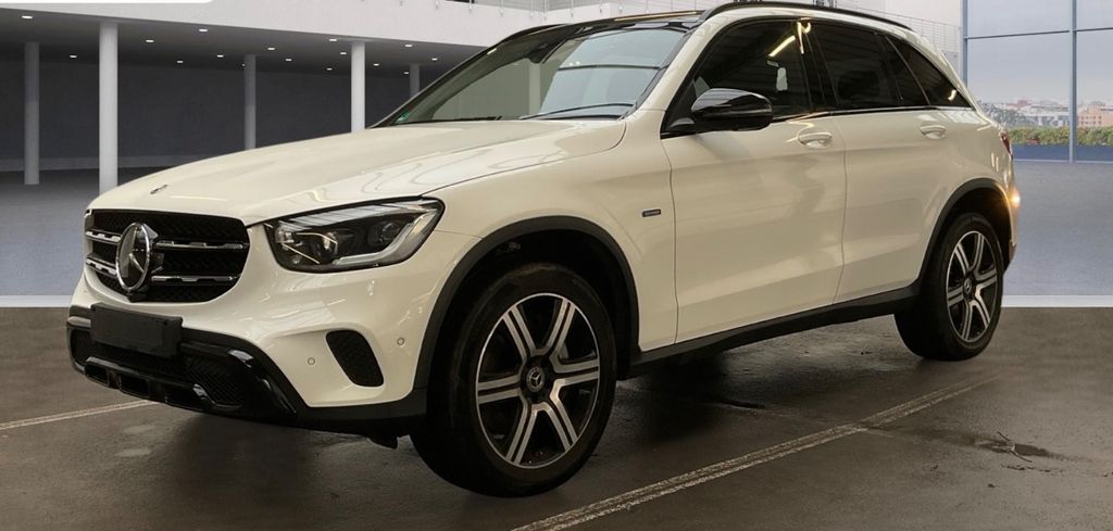 Mercedes-Benz GLC 300 147.050 km 27.450 &euro; Berlin 12043