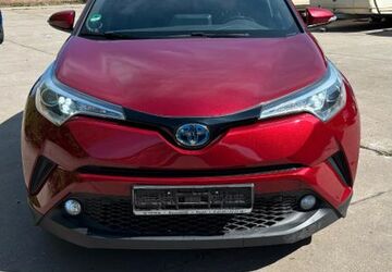 Toyota C-HR 176.349 km 15.000 &euro; Berlin 12353