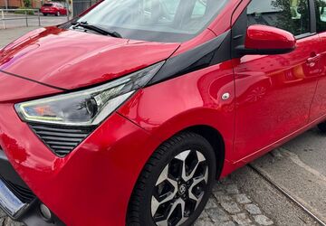 Toyota Aygo (X) 148.000 km 7.990 &euro; Berlin - Tempelhof 12107