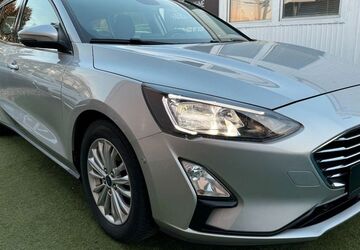Ford Focus 90.000 km 12.790 &euro; Falkensee bei Berlin 14612
