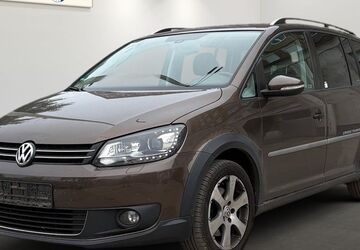 VW Touran 291.951 km 5.499 &euro; Berlin 12681