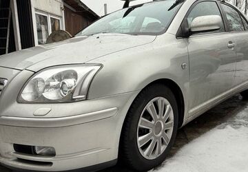 Toyota Avensis 199.390 km 2.990 &euro; Berlin 13597