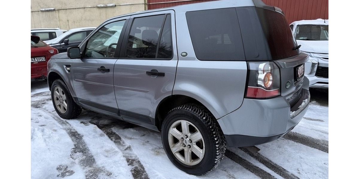 Land Rover Freelander 2.2 TD4 XS 1.Hand Ahk 199.600 km 6.999 &euro; Berlin 10247