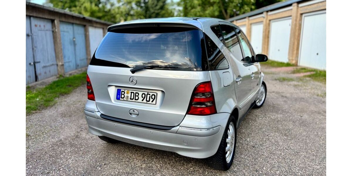 Mercedes-Benz A 140 116.693 km 1.590 &euro; Berlin 10407