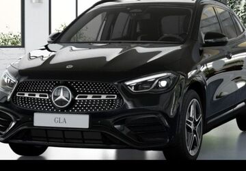 Mercedes-Benz GLA 200 9.900 km 43.300 &euro; Berlin 10587