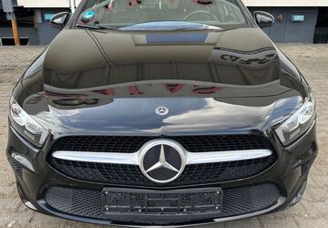 Mercedes-Benz A 180 164.000 km 16.900 &euro; Berlin 12057