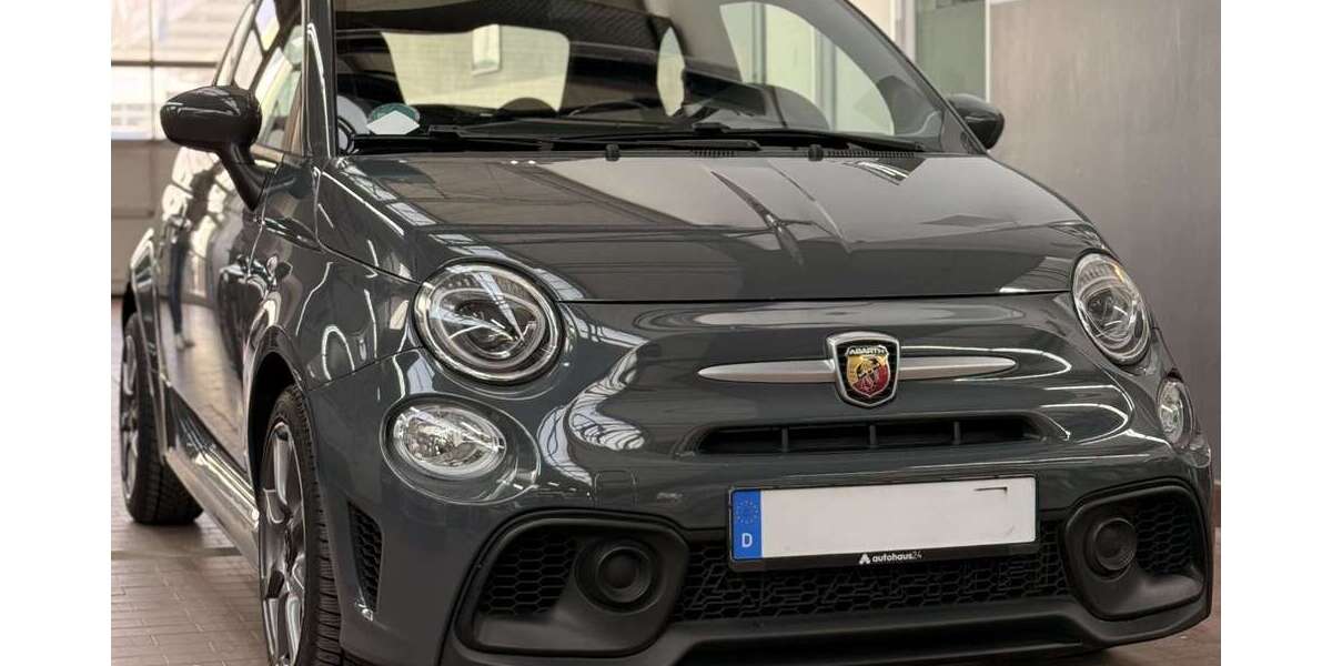 Abarth 500 69.500 km 11.950 &euro; Berlin 10711