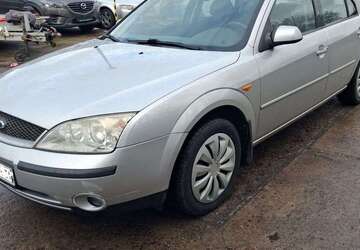 Ford Mondeo 198.000 km 2.199 &euro; Berlin 12439