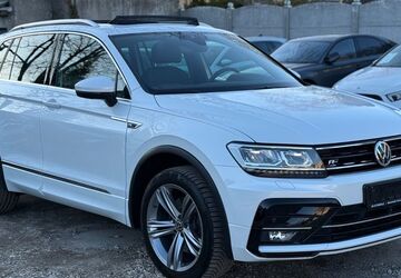 VW Tiguan 100.000 km 26.090 &euro; Berlin 12349