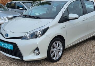 Toyota Yaris 50.000 km 10.999 &euro; Berlin 13589