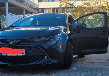 Toyota Corolla 71.000 km 18.900 &euro; Berlin 10247
