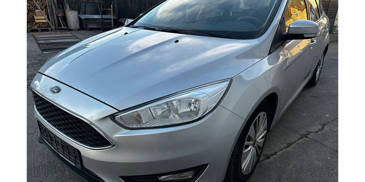 Ford Focus 172.295 km 6.999 &euro; Schönefeld/ OT Großziethen 12529