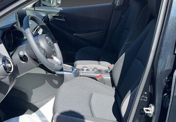 Mazda 2 4.133 km 19.750 &euro; Berlin - Buckow 12351