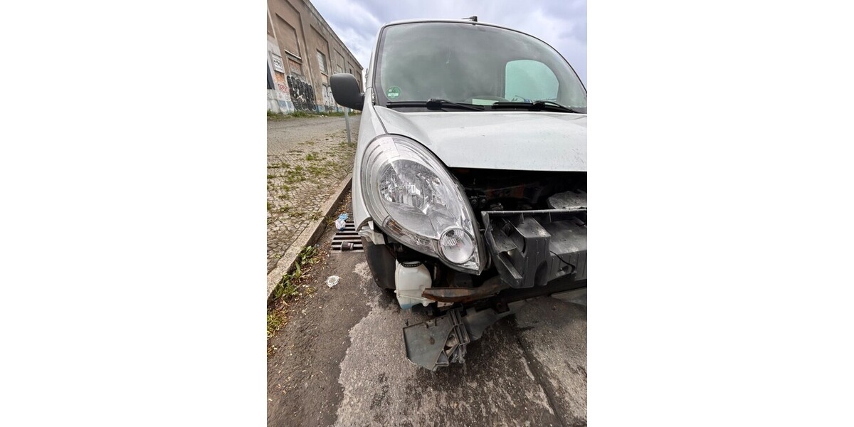 Renault Kangoo 211.000 km 1.800 &euro; Berlin 10178