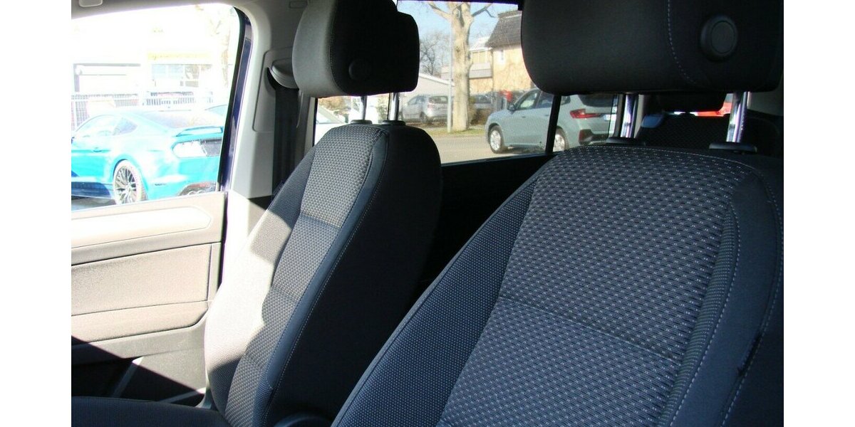 VW Touran 1.5TSI Comfortline 7-Sitzer ACC Standheizun 18.601 km 31.980 &euro; Falkensee 14612