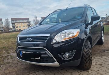 Ford Kuga 93.000 km 9.900 &euro; Berlin 13125